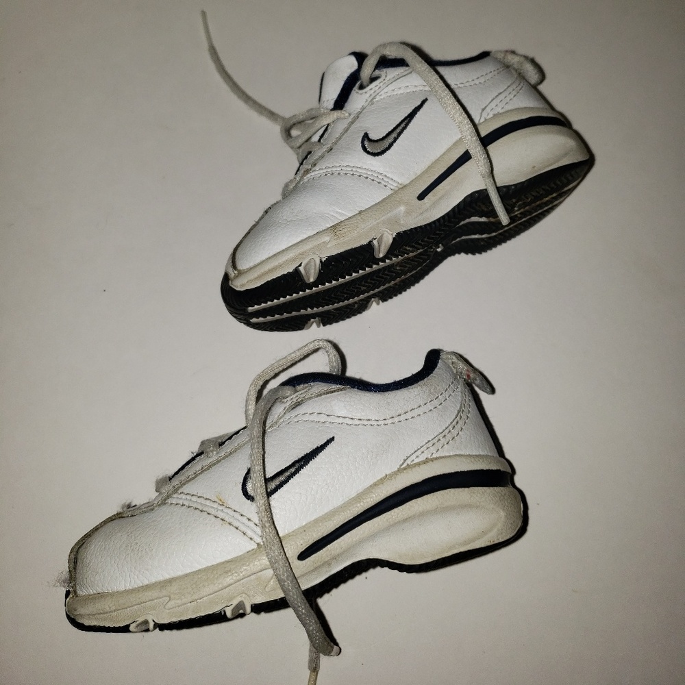 Toddler "Nike" shoes size 5.5